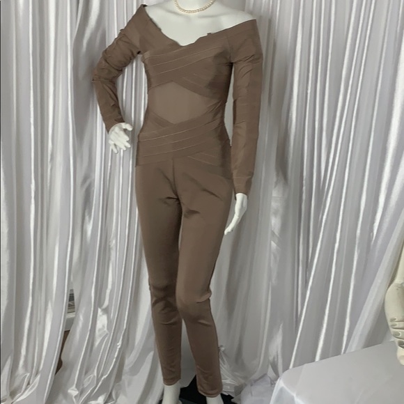 Jumpsuit - Picture 2 of 8